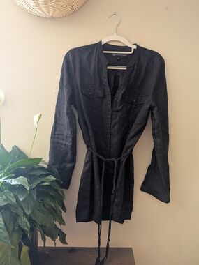 Black, 100% linen, long-sleeve tunic, tie waist belt